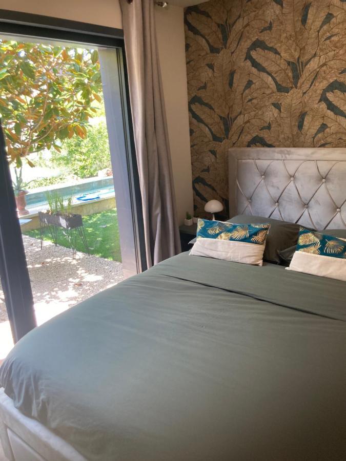 A Lombre Du Magnolia Apartment L'Isle-sur-la-Sorgue Luaran gambar
